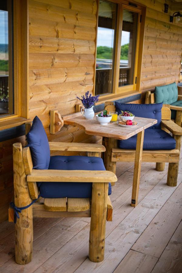 Luxury Log Cabin With A Hot Tub Stone  Extérieur photo